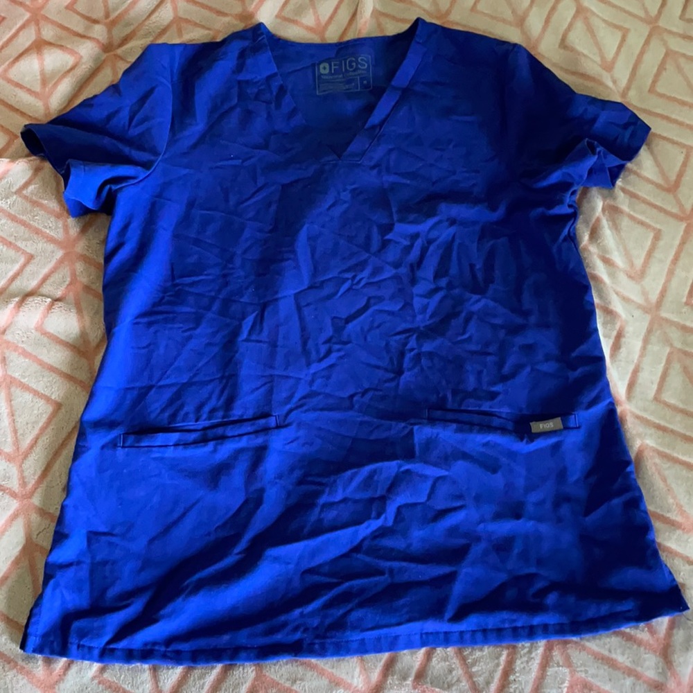 Scrub top